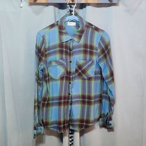 Super Soft l/s plaid button down top